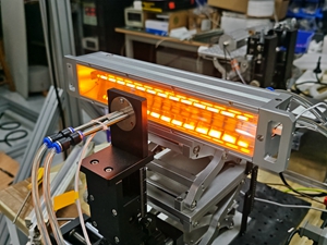 告別熱風(fēng)痛點(diǎn)！線型聚焦加熱器，重新定義HDPE加強(qiáng)筋焊接標(biāo)準(zhǔn)